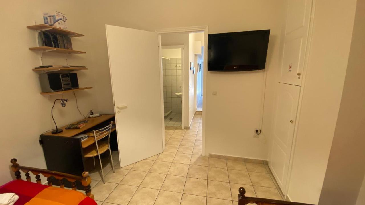 Patras Centre Apartment Exterior photo